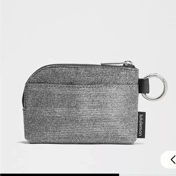 🆕 Lululemon Clippable Card Pouch - Glitter - Picture 10 of 16